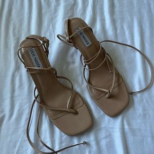 Steve Madden Nude Heels